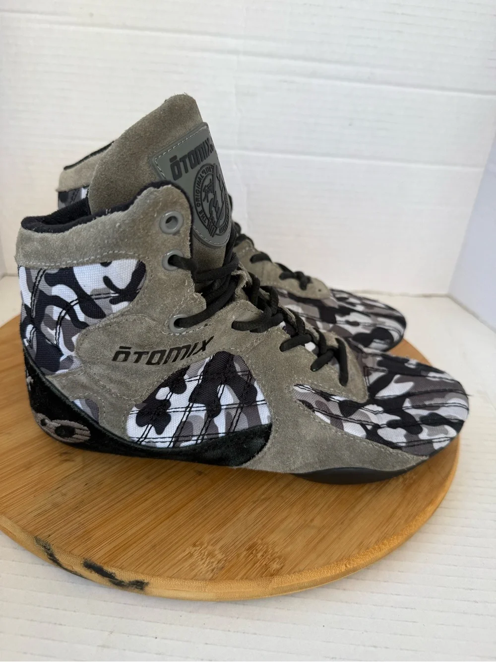 Otomix Stingray Escape M3000 Shoes M 7 W 8 Grey Camo Bodybuilding Weightlifting